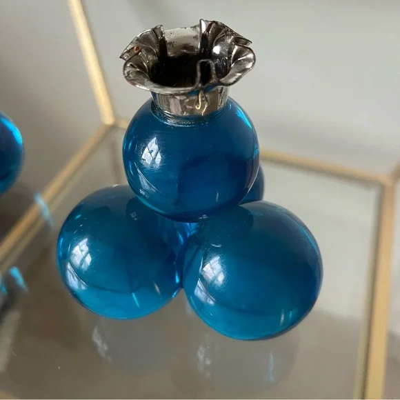 Pair of Retro Vintage Blue Lucite Grape Candle Holders - Picture 3 of 15